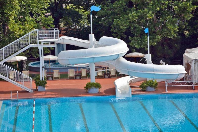 Hotel Boccaccio Кальчиная Экстерьер фото