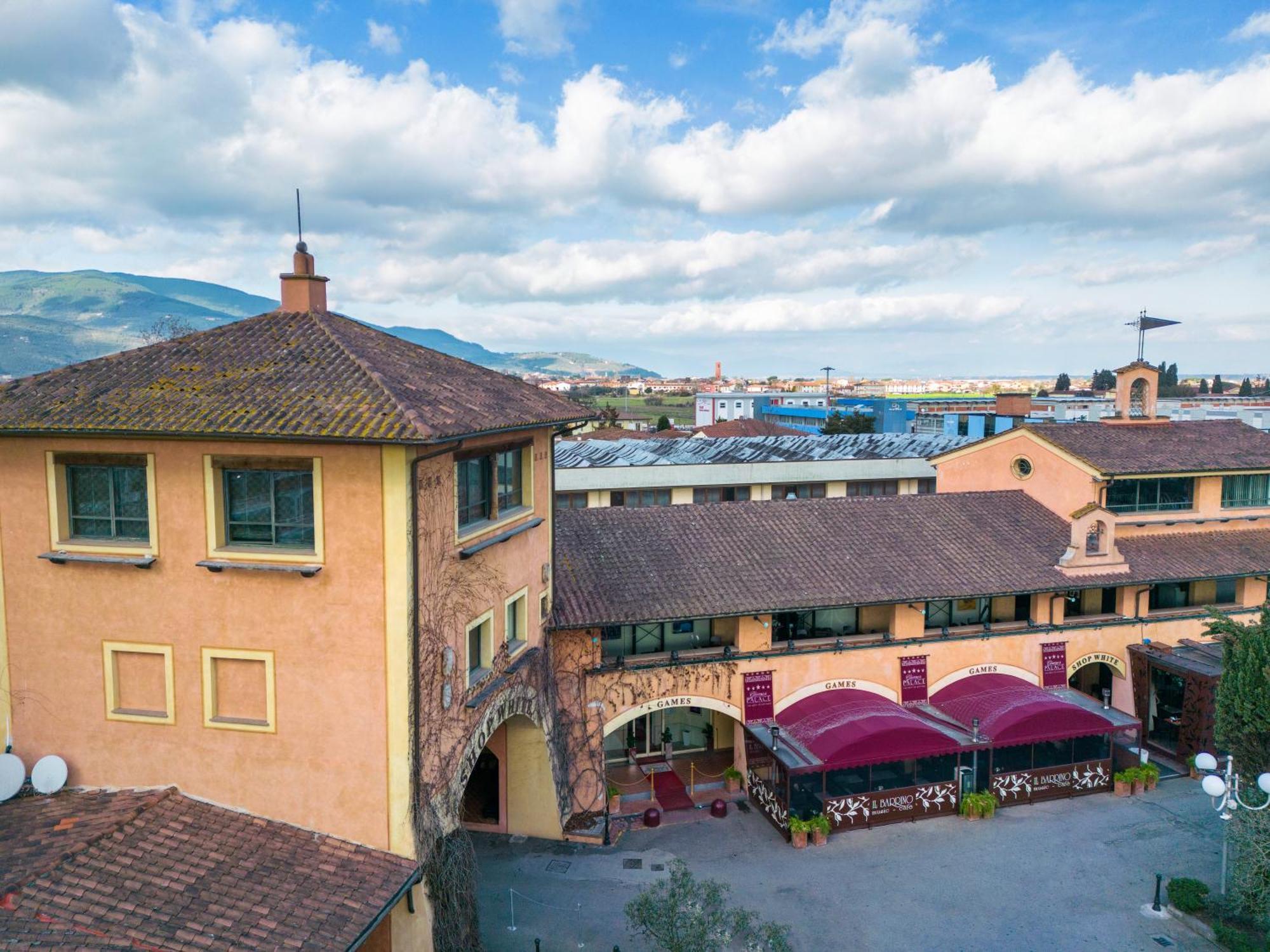 Hotel Boccaccio Кальчиная Экстерьер фото